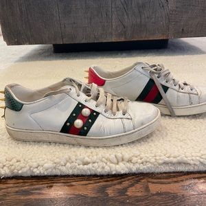 Totally trashed Gucci sneakers size 39
